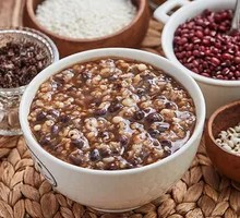 Red Bean and Coix Seed Porridge