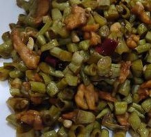 酸豆角炒肉
