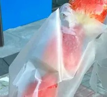 丹东大草莓糖葫芦