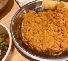 Golden Deep-Fried Egg Roll