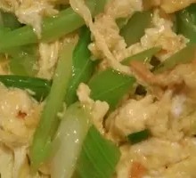 芹菜炒鸡蛋