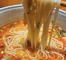 泡椒番茄梅林午餐肉米线