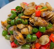 Spicy Stir-Fried Clams