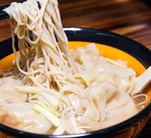 鲜美肉云吞面