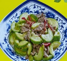 Stir-fried Zucchini with Meat