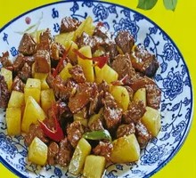 Beef Stewed with Potatoes