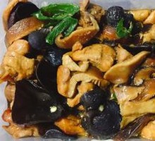 Stewed Chicken with Brown Sauce