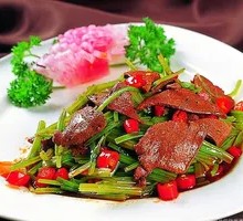 炒肝尖盖饭