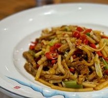 Sour Radish Stir-Fried Beef Tripe