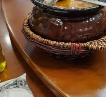 莲藕龙骨瓦罐汤