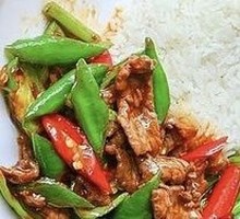 Beef with Green Pepper Rice Bowl