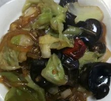 Napa cabbage stir-fried with vermicelli