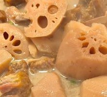 Preserved Pork Rib Stewed with Lotus Root