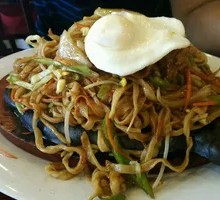 Black Pepper Beef Noodles