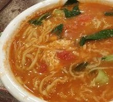 Tomato and Egg Noodle Soup