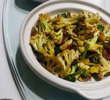 Spicy Cauliflower in Hot Pot