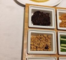 薄饼卷虾酱