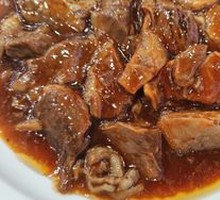 Stewed Beef with Yellow Sauce