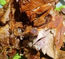 特色熏大骨