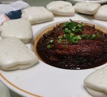 Steamed Bun with Pickled Mustard Greens and Braised Pork
