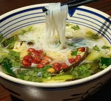 秦味鸡汤米线