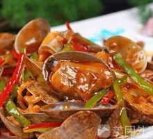 Spicy Stir-Fried Clams