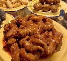 Braised Pork Intestines with Spicy Flavor