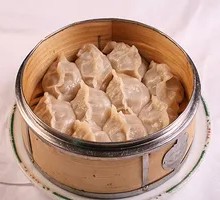 Meat and Three Fresh Ingredients Steamed Dumplings