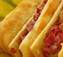 Braised Pork with Flatbread