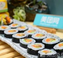 Enoki Mushroom Seaweed Rice Roll