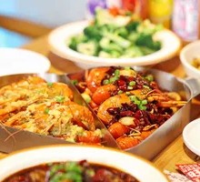 金汤蒜蓉拼麻辣蓝龙