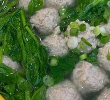 豌豆尖丸子汤