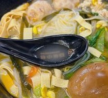 Three Delicacies Rice Noodles