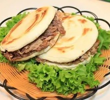 Lean Pork Steamed Bun
