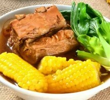 香甜玉米排骨米饭