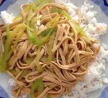 Bell Pepper and Tofu Skin Rice Bowl