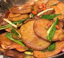 Small Potatoes in a Pot