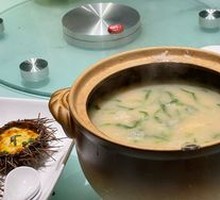 砂锅海鲜粥