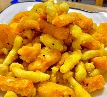 蛋黄肉松焗三宝