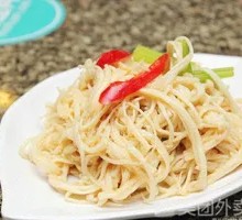 Enoki Mushroom