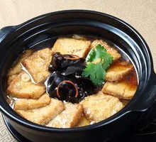 Braised Tofu in Clay Pot