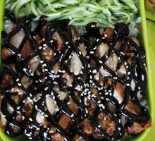 独特黑胡椒烤肉拌饭