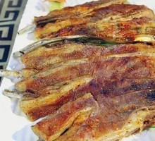 Charcoal-Grilled Lamb Rack