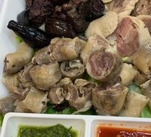 Stuffed Intestine with Lamb Sausage