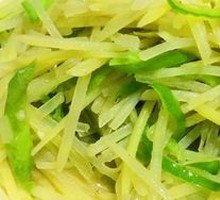 Sliced Potatoes with Green Pepper