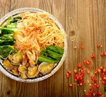 Clam with Vermicelli