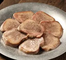 烤熟牛舌