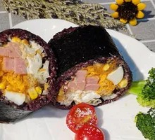 深海金枪鱼饭团
