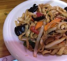 Mixed Stir-Fried Noodles