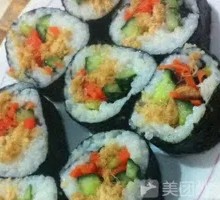 玉米肉松紫菜包饭